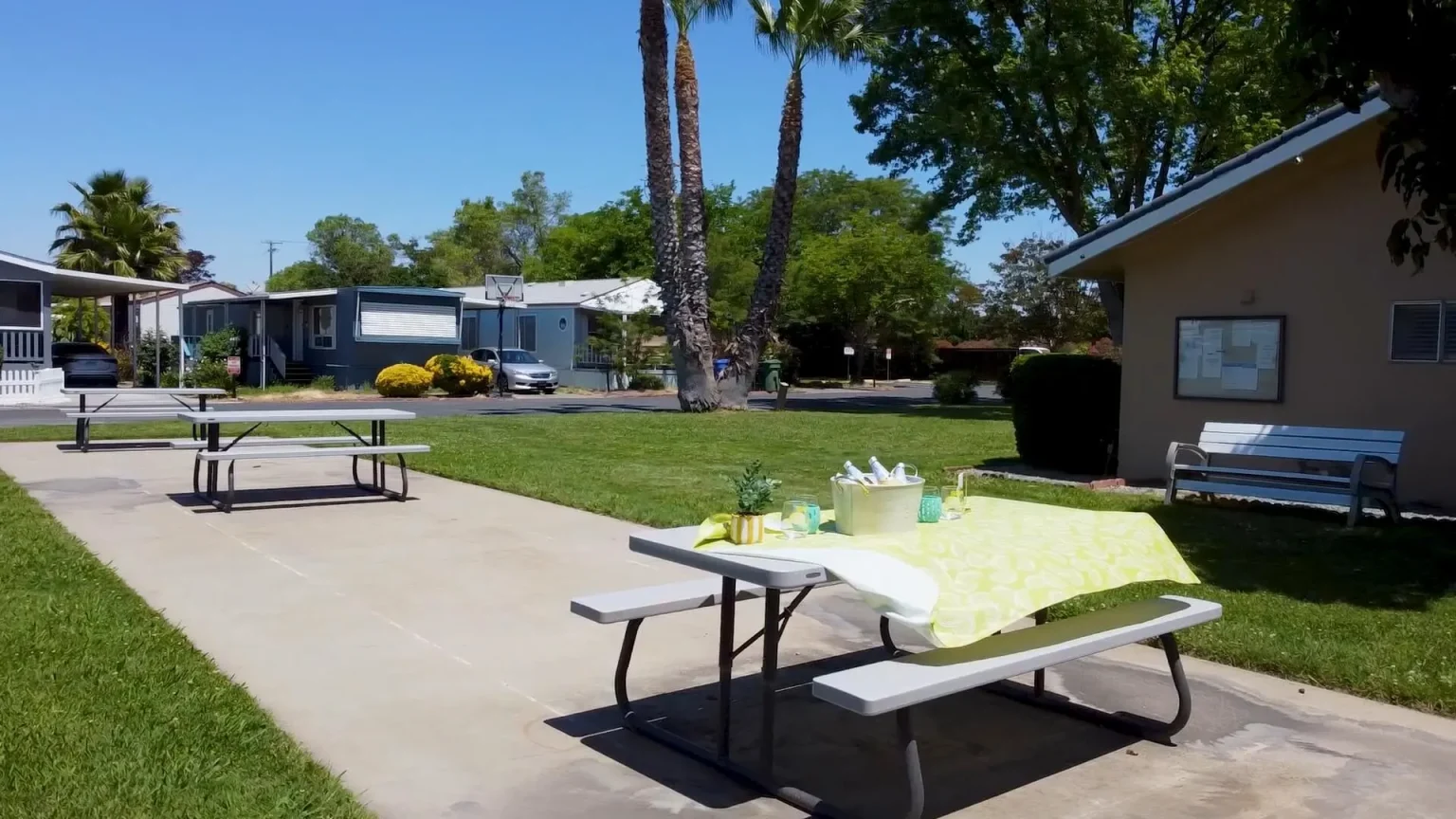 Galt Mobile Estates picnic area