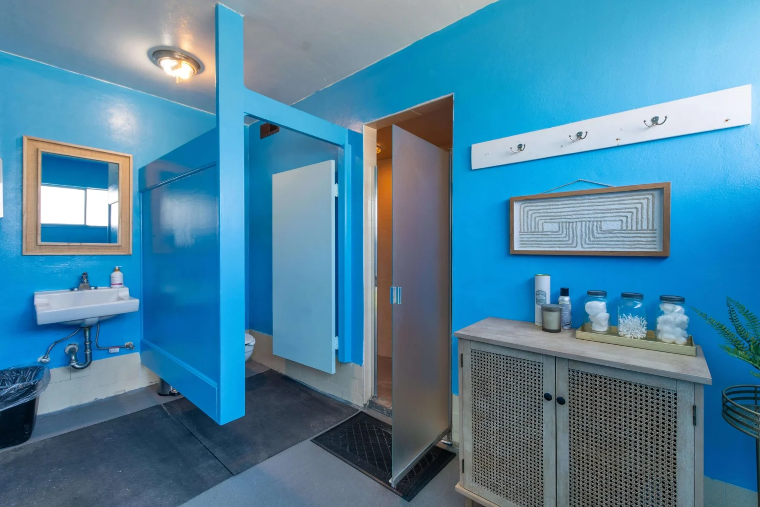 Galt Mobile Estates - RV Bathroom